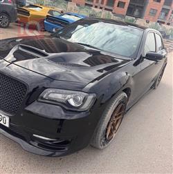 کرایسلەر 300